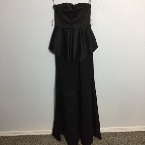 White by Vera Wang Satin & Matte Crepe Peplum Dress with Satin Sash - Picture 7 of 8